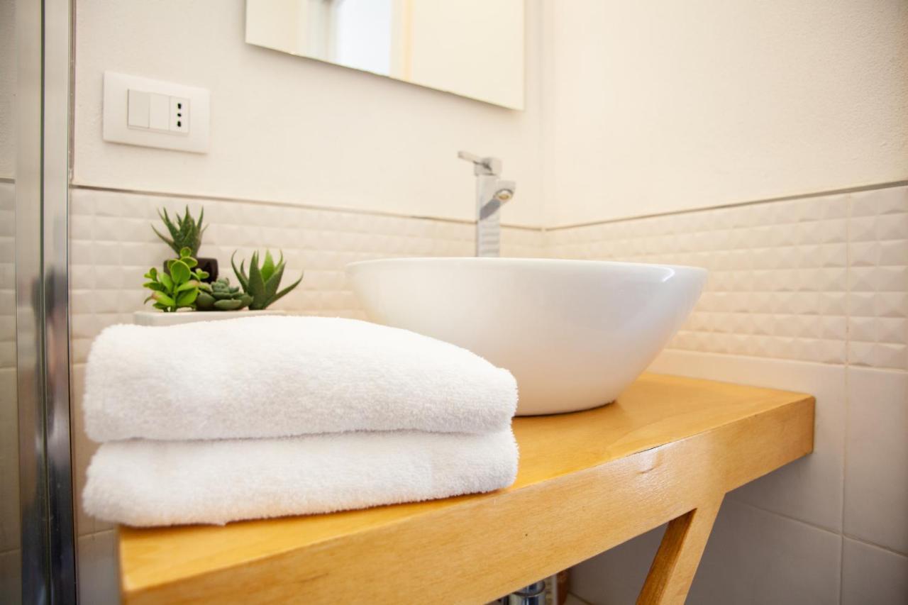 Cristoforo Porta Ticinese Aparthotel 4Pax Wifi Milano Eksteriør billede